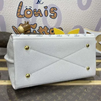 LV M12093 Louis Vuitton Carmel Kabelka Brume Šedá