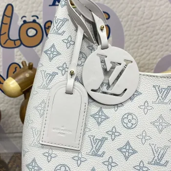 LV M12093 Louis Vuitton Carmel Kabelka Brume Šedá