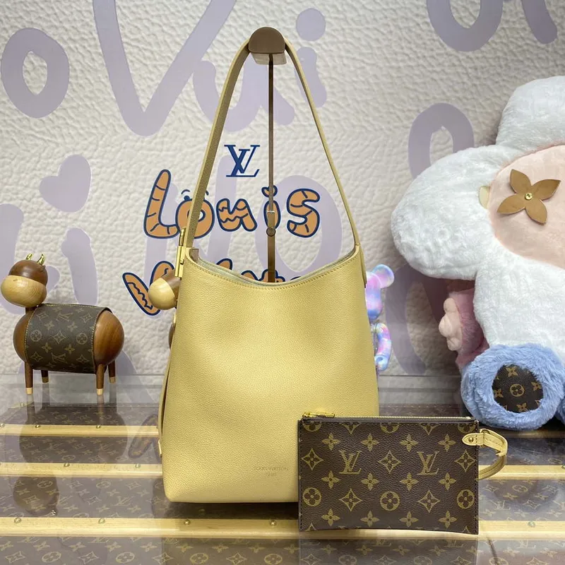 LV M25353 Louis Vuitton Low Key Hobo PM Taška Meruňkově žlutá
