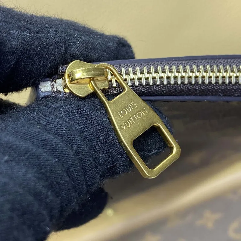 LV M25353 Louis Vuitton Low Key Hobo PM Taška Meruňkově žlutá