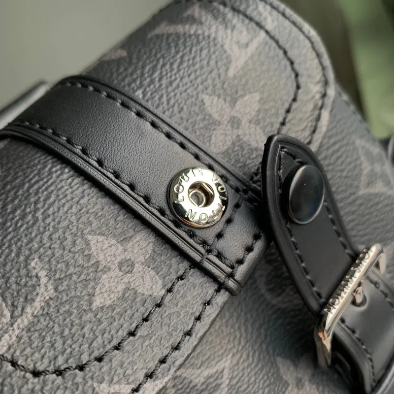 LV M82769 Louis Vuitton Nano Christopher Monogram Eclipse potažená plátno