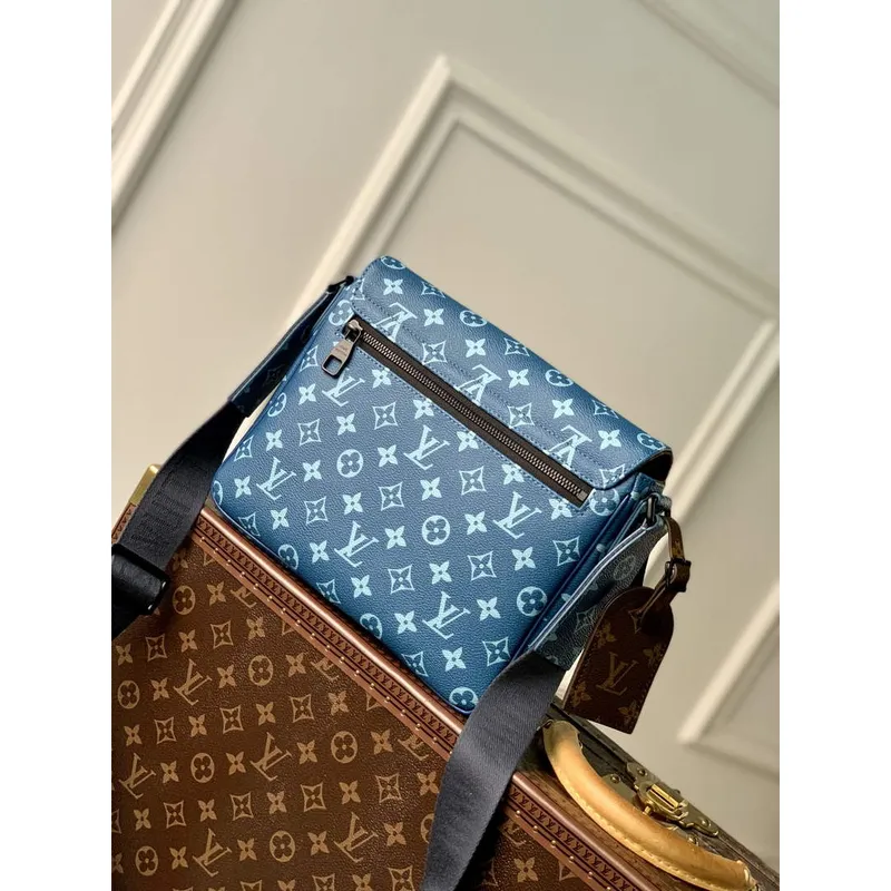 LV M23785 Louis Vuitton District PM Messenger Bag Atlantická modrá