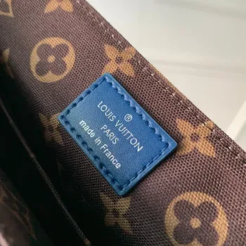 LV M23785 Louis Vuitton District PM Messenger Bag Atlantická modrá