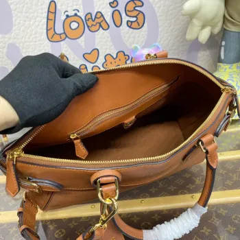 LV M22925 Louis Vuitton Lock It MM Taška Zlatá