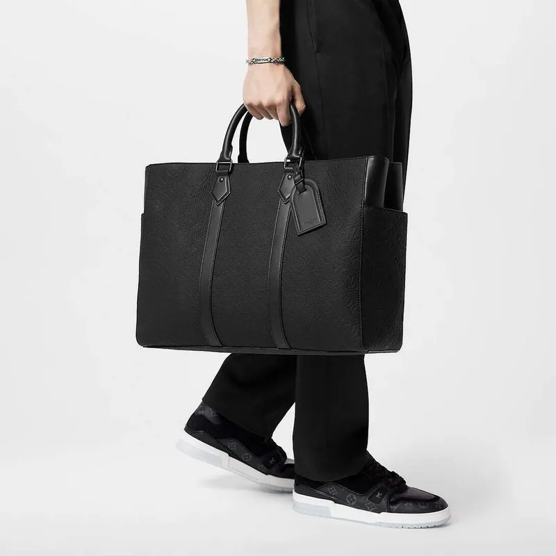 LV M21865 Louis Vuitton Sac Plat 24H Tote Bag Embossed Taurillon Monogram hovězí kůže