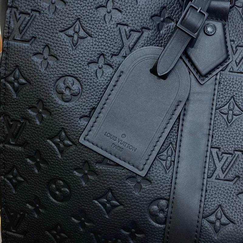 LV M21865 Louis Vuitton Sac Plat 24H Tote Bag Embossed Taurillon Monogram hovězí kůže