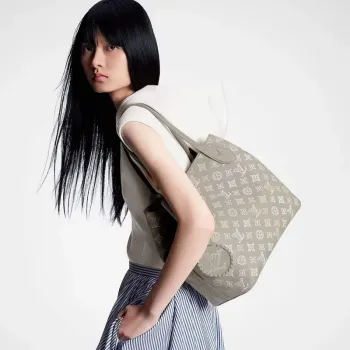 LV M23387 Louis Vuitton Blossom MM Tote Bag Šedá