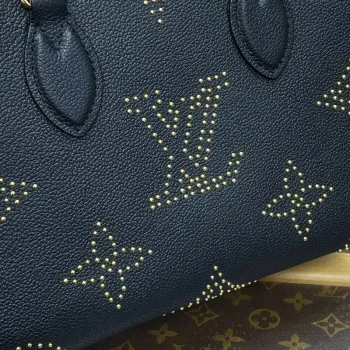 LV M46733 Louis Vuitton OnTheGo PM Taška Černá