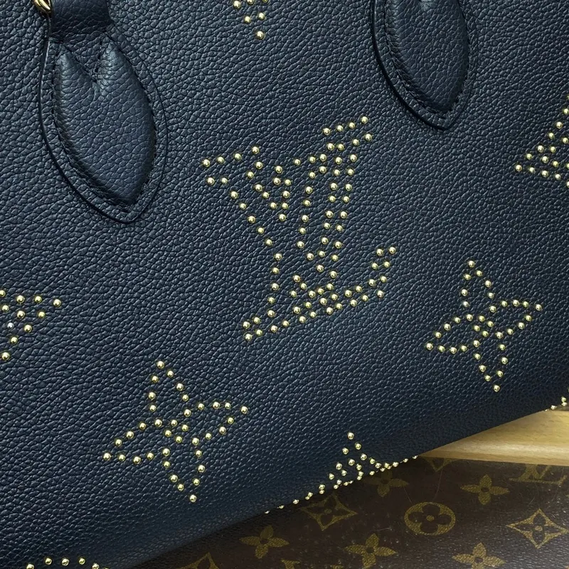 LV M46733 Louis Vuitton OnTheGo PM Taška Černá