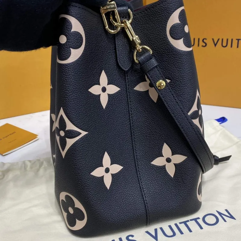 LV M45497 Louis Vuitton NéoNoé MM Černá/krémová