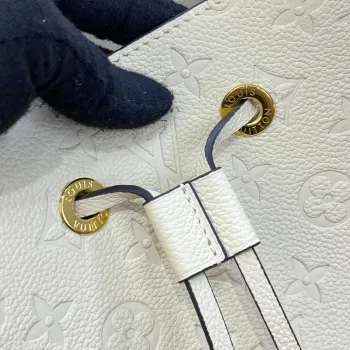 LV M46526 Louis Vuitton NéoNoé MM Kabela na víno Crème Beige