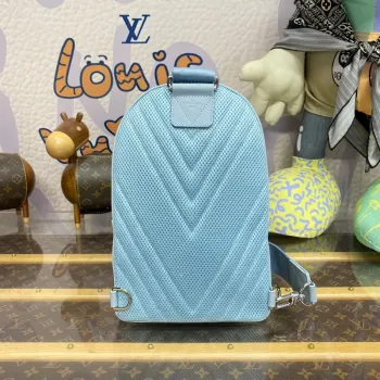 LV M23765 Louis Vuitton Pilot Slingbag Světle modrá