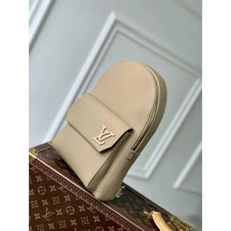 LV M23765 Louis Vuitton Pilot Slingbag Sable Beige