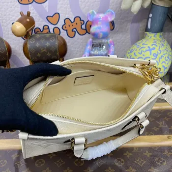 LV M23698 Louis Vuitton OnTheGo Východ-Západ Tote Bag Krémový