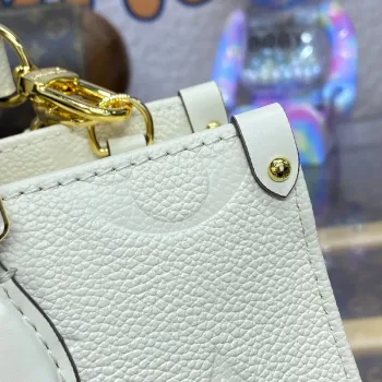 LV M23698 Louis Vuitton OnTheGo Východ-Západ Tote Bag Krémový