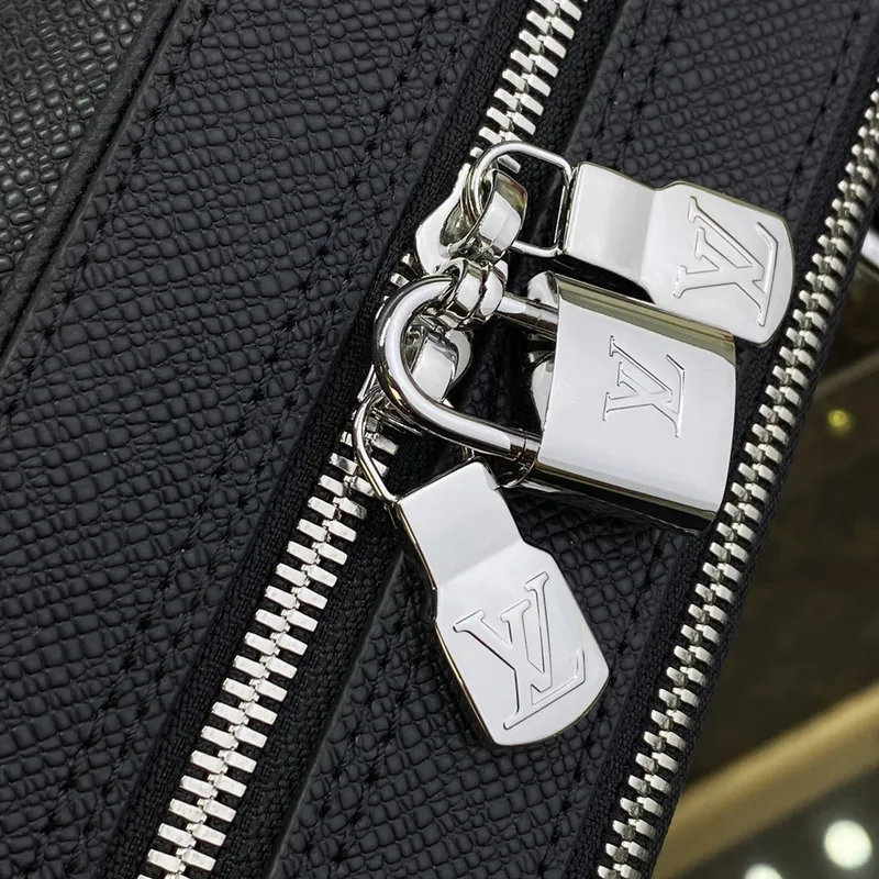 LV M30967 Louis Vuitton Porte Documents Voyage GM Ta ga hovězí kůže Černá