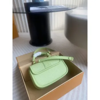 LV M22725 Louis Vuitton Hide and Seek Bag Vert Noto Green