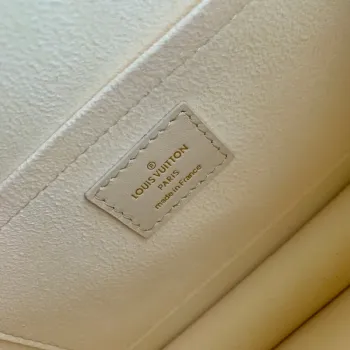 LV M22597 Louis Vuitton Mini Dauphine Černá Žlutá