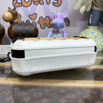 LV M21950 Louis Vuitton Future Trunk Bag Kůže telecí Bílá