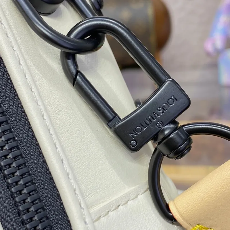 LV M21950 Louis Vuitton Future Trunk Bag Kůže telecí Bílá