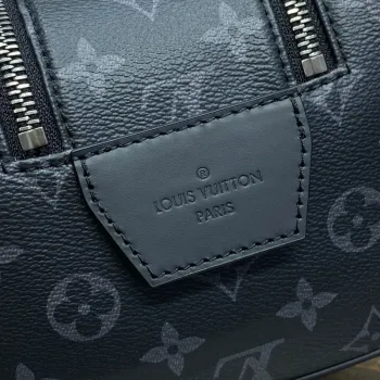 LV M44494 Louis Vuitton Dopp Kit Toaletní taška Monogram Eclipse potažená plátnem