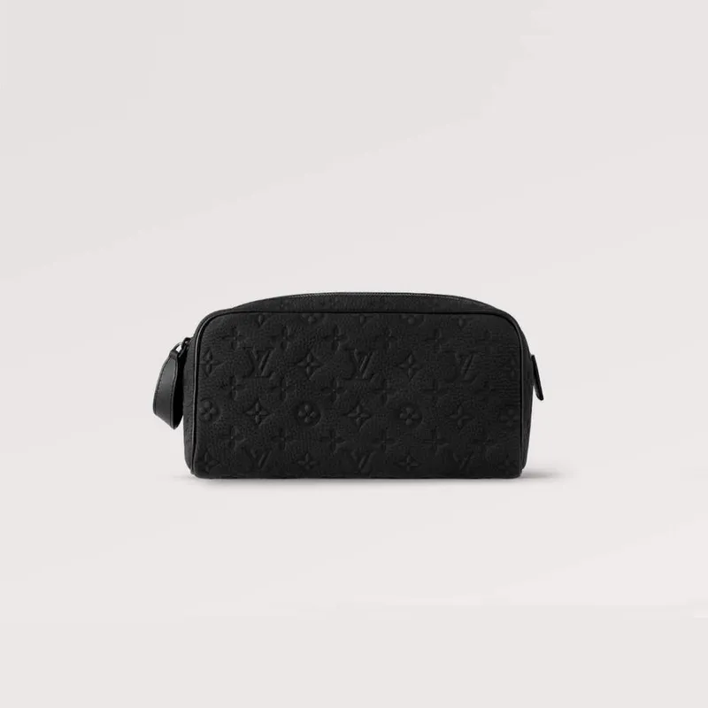 LV M59478 Louis Vuitton Dopp Kit Taurillon Monogram kůže Černá