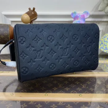LV M59478 Louis Vuitton Dopp Kit Taurillon Monogram kůže Černá