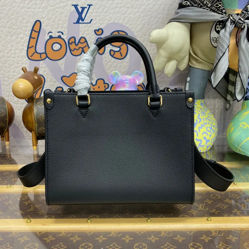 LV M22311 Louis Vuitton  Lock & Go Bag Lockme z jemné telecí kůže černé barvy