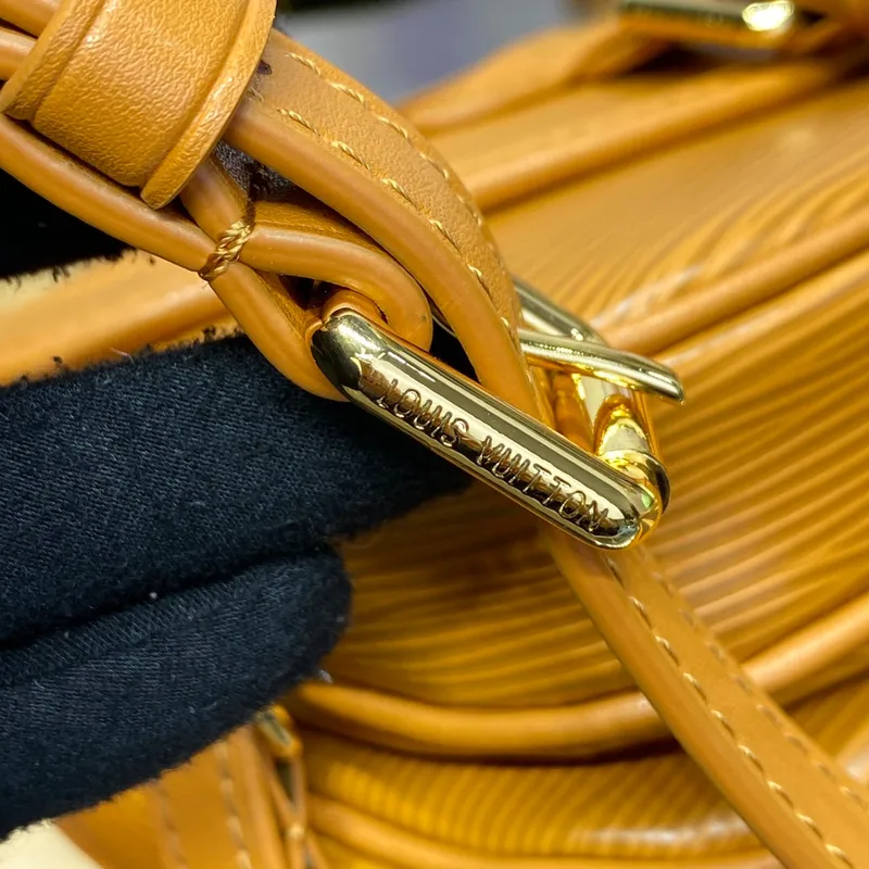 LV M23471 Louis Vuitton Saumur BB Kabelka Safran Hnědá