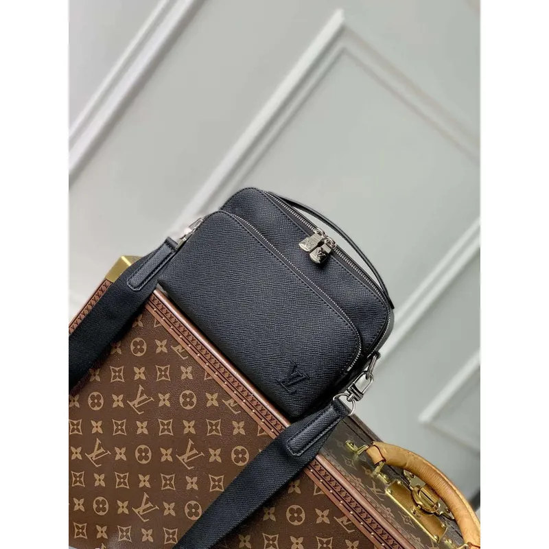 LV M11657 Louis Vuitton Avenue Messenger Bag Černá