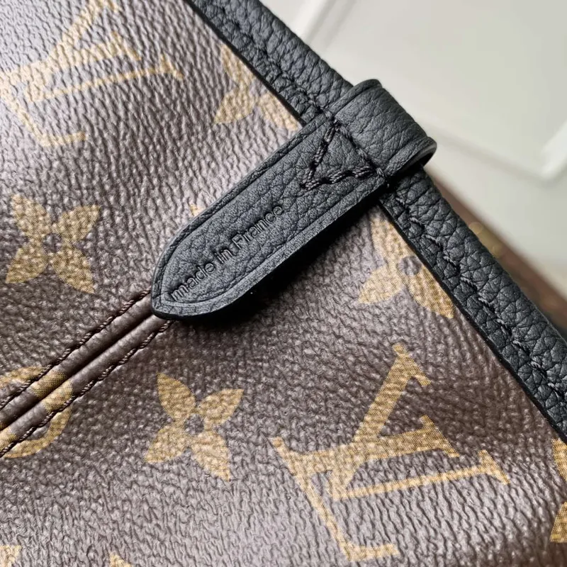 LV M11946 Louis Vuitton Neverfull Inside Out MM Kabelka Černá
