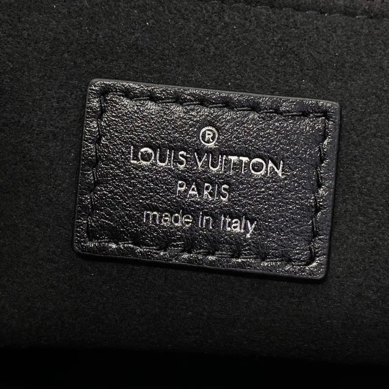 LV M25143 Louis Vuitton CarryAll Dark MM Taška Černá