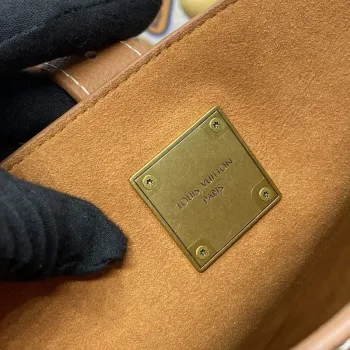 LV M25342 Louis Vuitton Low Key Cabas MM Taška Cognac Hnědá