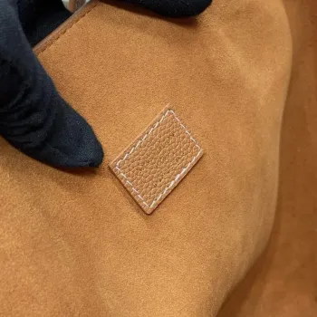 LV M25342 Louis Vuitton Low Key Cabas MM Taška Cognac Hnědá