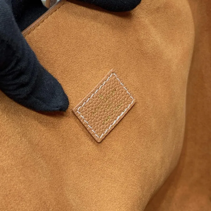 LV M25342 Louis Vuitton Low Key Cabas MM Taška Cognac Hnědá