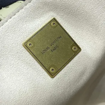 LV M25343 Louis Vuitton Low Key Cabas MM Taška Clay Green