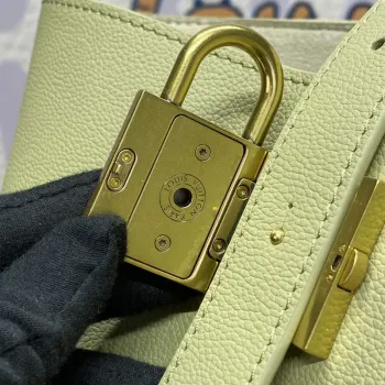 LV M25343 Louis Vuitton Low Key Cabas MM Taška Clay Green