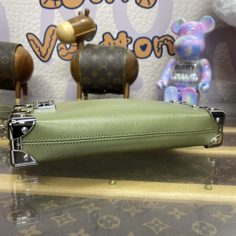 LV M25445 Louis Vuitton Slim Trunk Bag Zelená