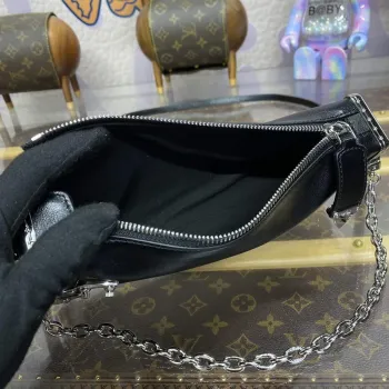 LV M25445 Louis Vuitton Slim Trunk Bag Černá
