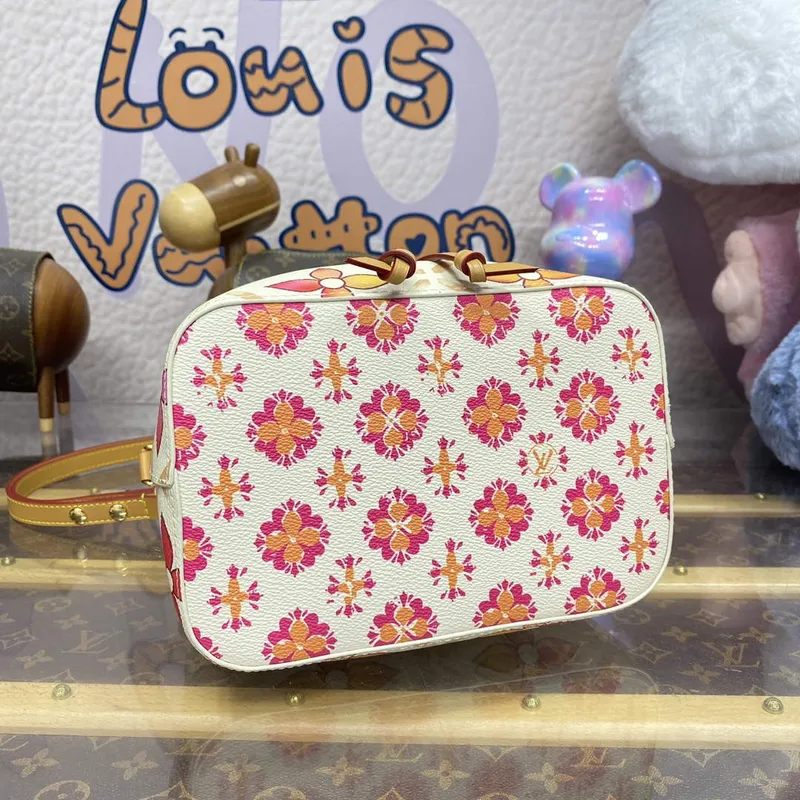 LV M25315 Louis Vuitton Néonoé BB Kabela na víno Korálová