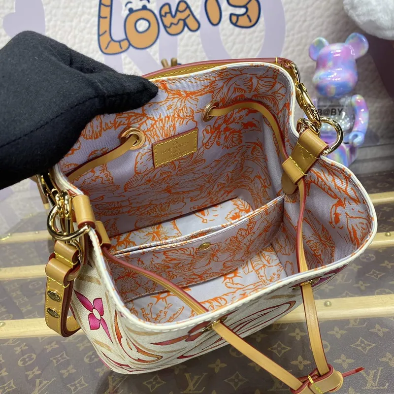 LV M25315 Louis Vuitton Néonoé BB Kabela na víno Korálová