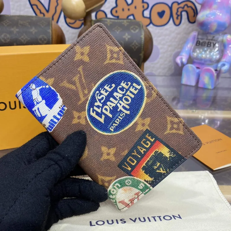 LV M83519 Obal na pas Louis Vuitton Monogram Canvas