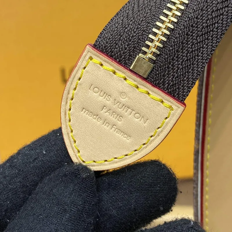 LV M83487 Louis Vuitton Toaletní taška Monogram plátno