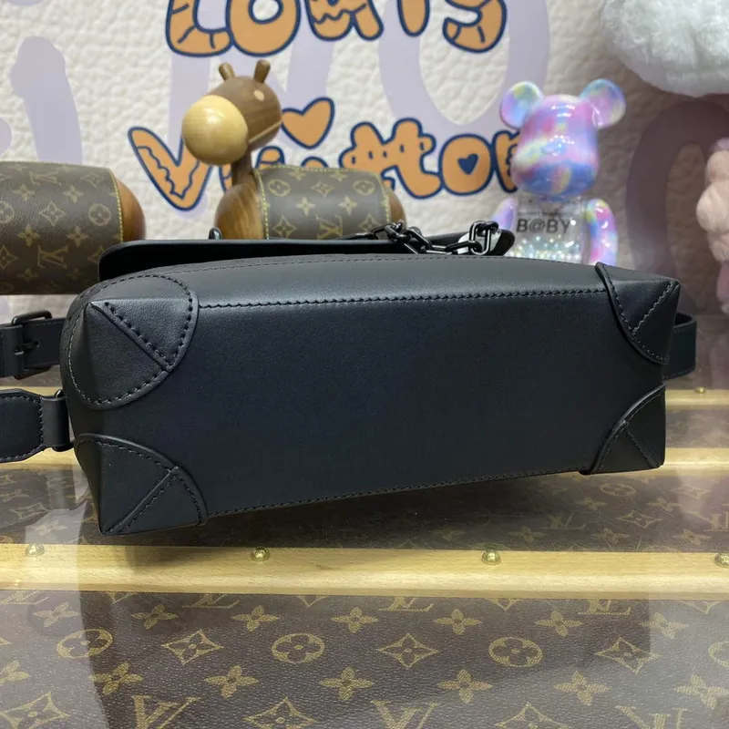 LV M24436 Louis Vuitton Steamer PM Taška Černá