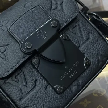 LV M83148 Louis Vuitton Pico S Lock Bag Černá