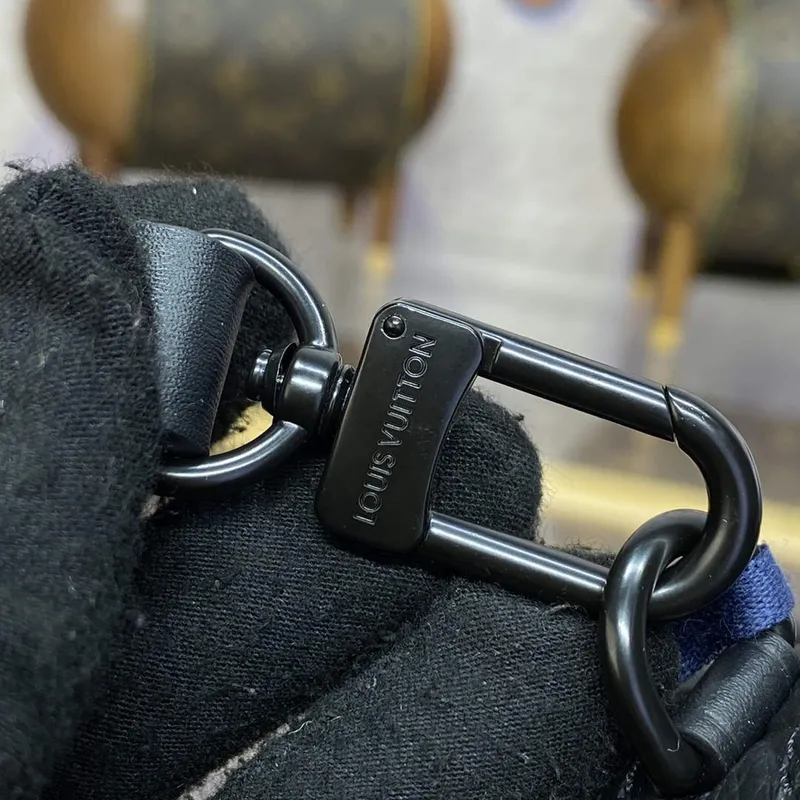 LV M83148 Louis Vuitton Pico S Lock Bag Černá