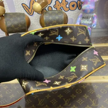 LV M47069 Louis Vuitton Locker Dopp Kit Čokoláda