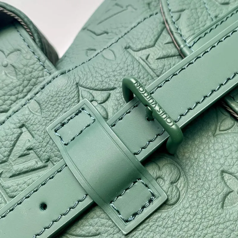 LV M24428 Louis Vuitton Christopher MM Batoh Lesní Zelená