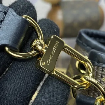 LV M83480 Louis Vuitton Canoé Bucket Bag Monogram