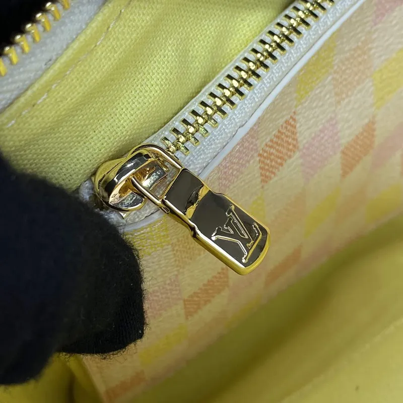 LV N40642 Louis Vuitton Pochette Accessoires Taška Broskvově Růžová